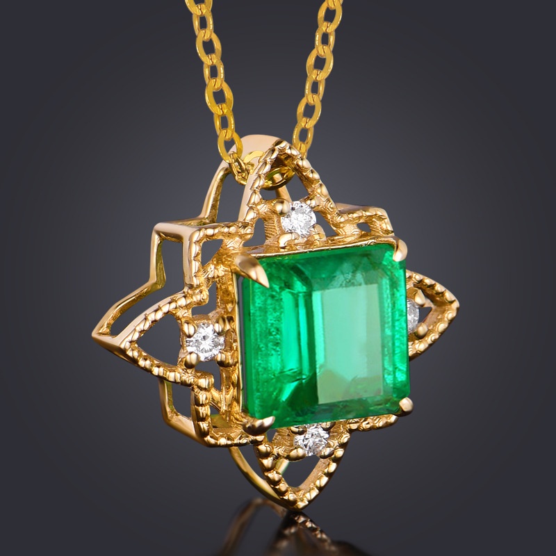 [Ready Stock]Fashion New Inlaid Color Gemstone Pendant Plated 18K Gold Necklace