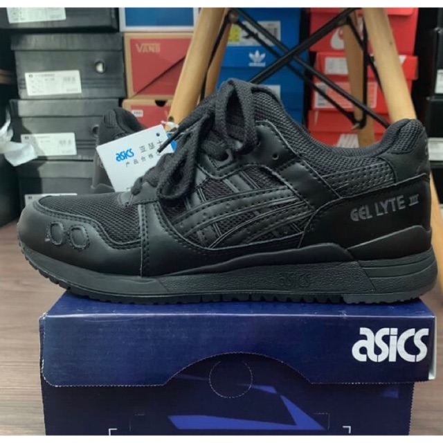 asics gel lyte iii triple black