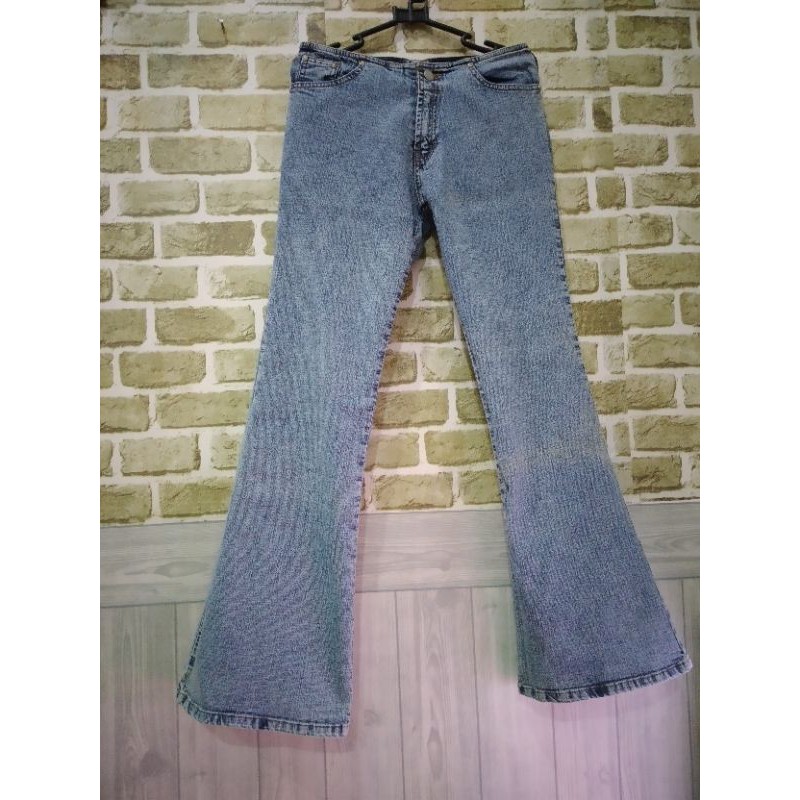 Preloved celana jeans wanita gabrielle