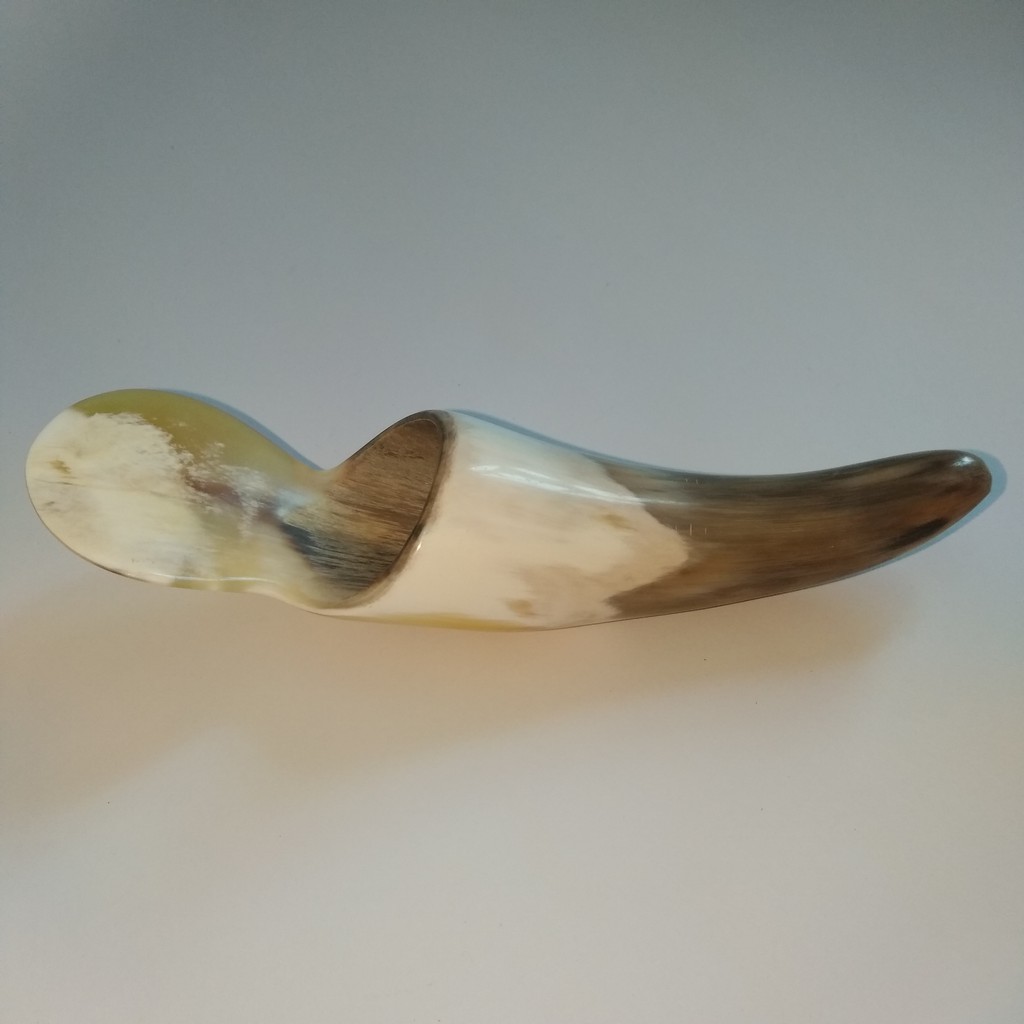 Alat kerokan bahan tanduk asli-kerokan model coak tanduk utuh