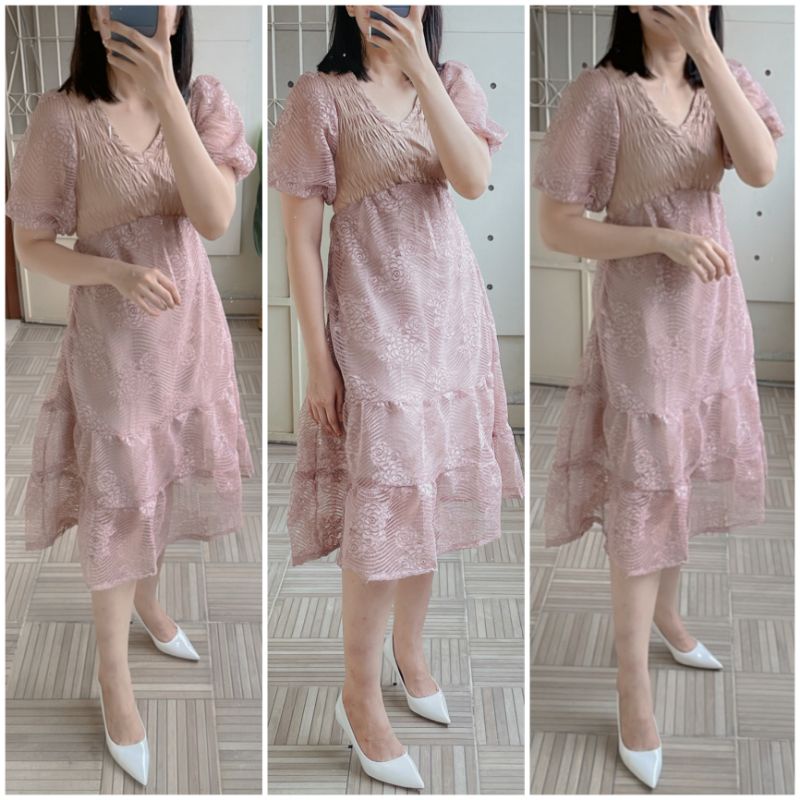 ⚡️ CLEARANCE SALE ♡ PREMIUM ♡ REAL PIC ! CLARETTE VINTAGE BROCADE LUXURY LACE PARTY MIDI DRESS /  GAUN PESTA MEWAH
