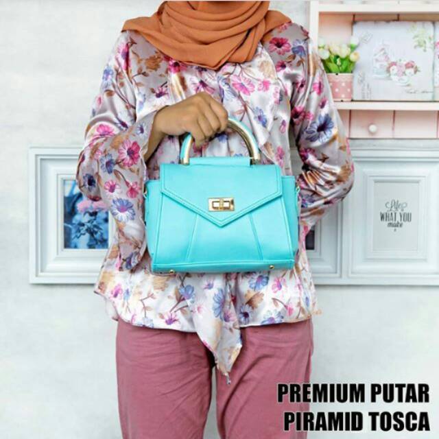 

PREMIUM PUTAR PYRAMID TOSCA