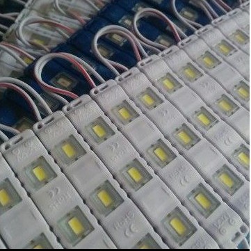 Lampu LED Strip Modul SMD 3 Mata