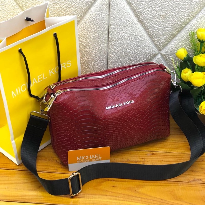 Tas Motif Kulit Ular Selempang Slempang Wanita Ibu Ibu Motif Mewah Simple Elegan 2ruang Untuk Jalan 