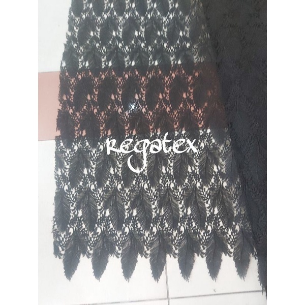 kain brokat prada motif bulu ayam/brokat  meteran