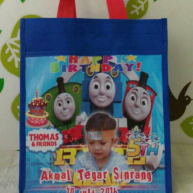 

Tas ultah souvenir kantong