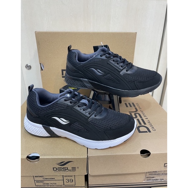 Sepatu sekolah Desle Wishmark Roger