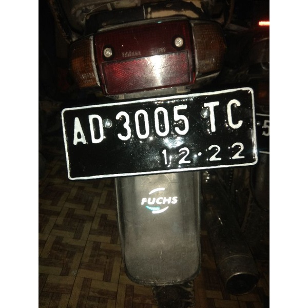 plat nomer ukuran kecil