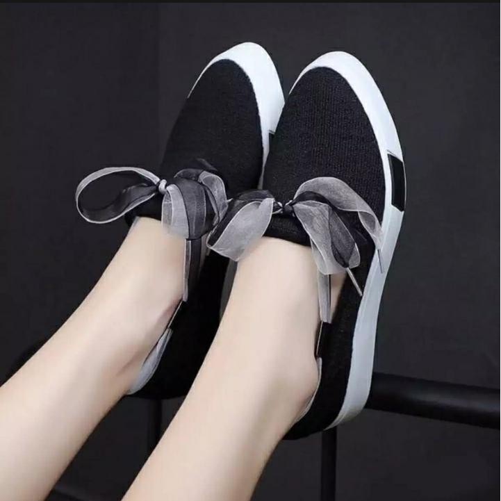 Sepatu wanita terbaru jp03