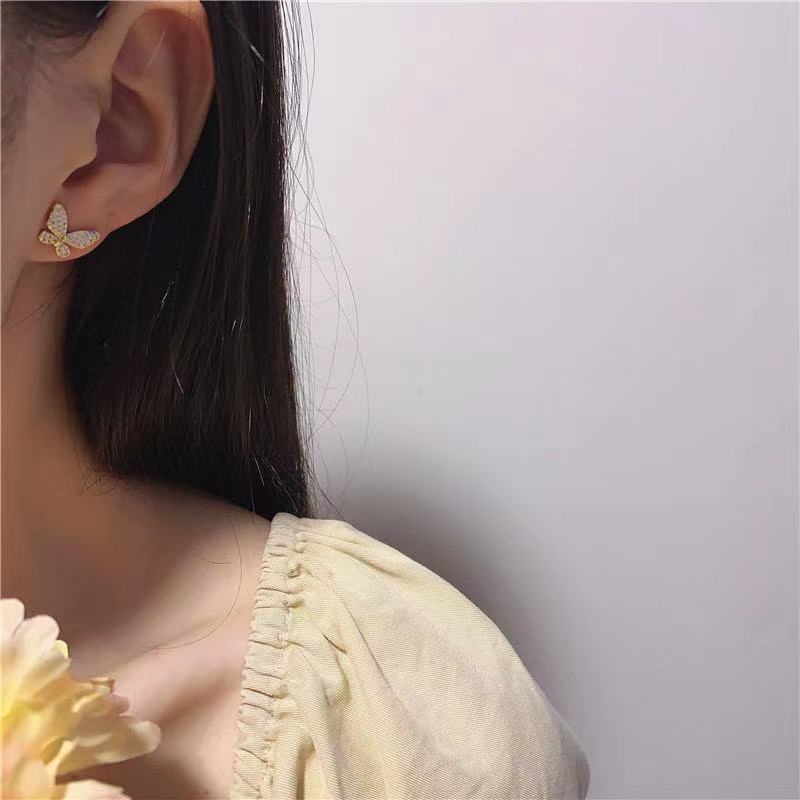 Gaya Korea 925 jarum perak Super fairy tertanam Berlian kupu-kupu kancing internet pengaruh panjang