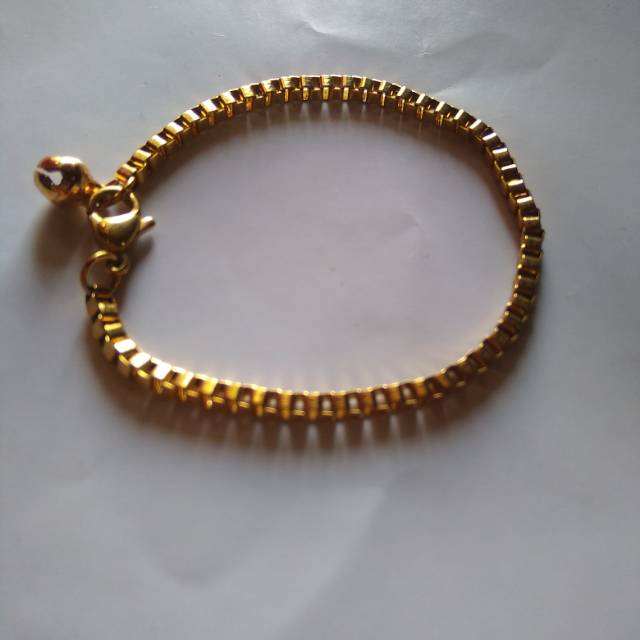 Gelang Bayi Baby Balita Anak Tangan Kaki Lonceng
Gold Emas