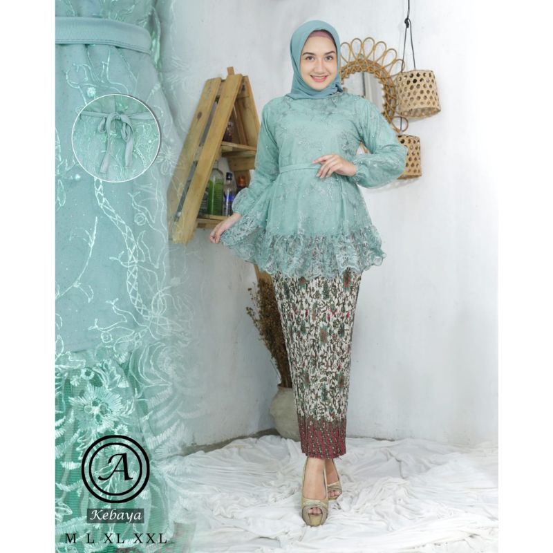 Blous lesti//kebaya wisuda//kebaya pesta remaja//kebaya tunangan modern