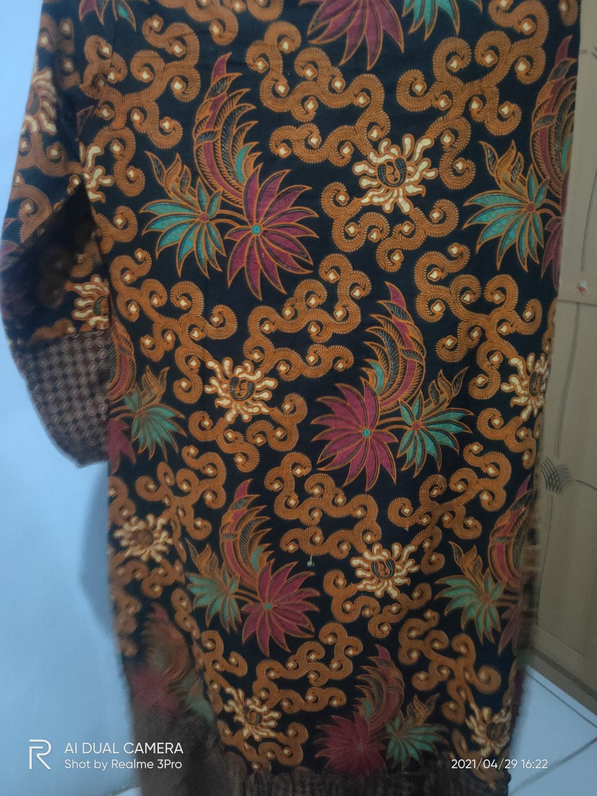 Maura Couple - Sania Ruffle Batik Couple Ori Ndoro Jowi Garansi Termurah Shopee - Batik Modern Solo