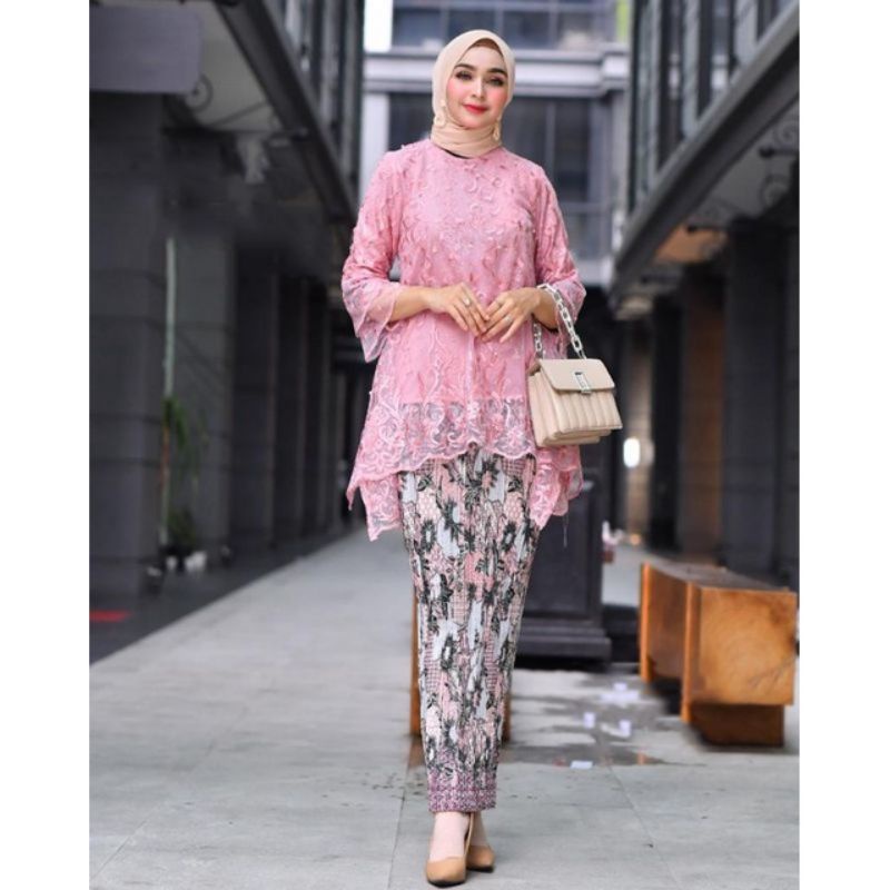 SET KEBAYA TULLE MUTIARA/SET KEBAYA RINJANI/SET KEBAYA MODERN/KEBAYA KONDANGAN/KEBAYA WISUDA