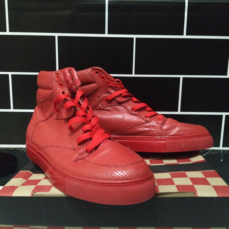 SEPATU BALENCIAGA MERAH SECOND ORIGINAL