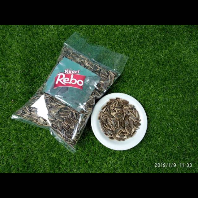 

Kuaci rebo original / cemilan / snack kiloan 250 gram