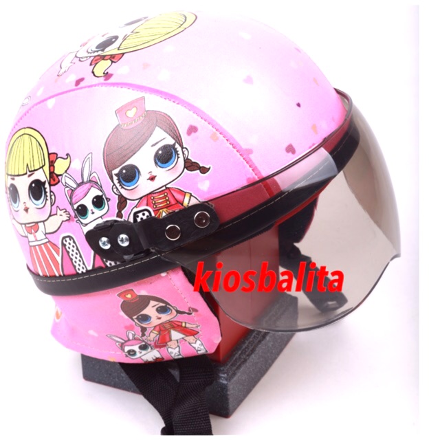 FREE BUBBLE WRAP!! HELM ANAK HIGH QUALITY PRINTING/ HELM ANAK RETRO SHINCHAN BEST QUALITY