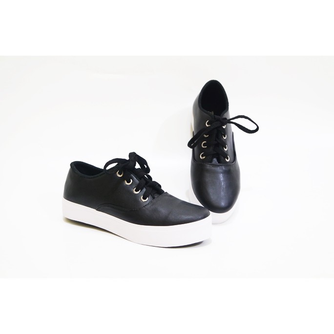 Dnr CAMPUS STYLE Sepatu Kets Korea sekolah casual wanita warna hitam