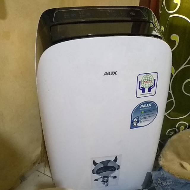 AC PORTABLE AUX 1 PK WHITE