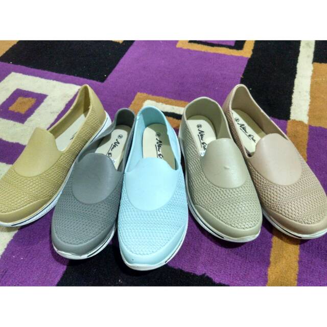 sepatu karet rajut new era