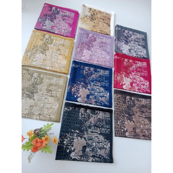 Kerudung Voal/ kerudung hijab motif Deenay kw/ Kerudung hijab polos/ Kerudung hijab bahan halus adem