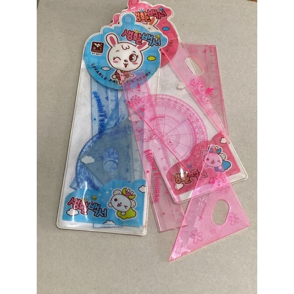 

SATU SET PENGGARIS BUSUR SEGITIGA MURAH / SATU SET PENGGARIS PLASTIK 15cm PINK BUSUR SETIGA SAMA SISI MURAH / SET PENGGARIS BIRU PINK BUSUR LINGKARAN