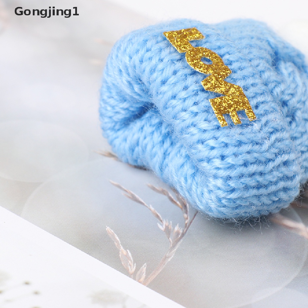 Gongjing1 Mainan Miniatur Topi Kupluk Rajut Skala 1: 12 Untuk Aksesoris Rumah Boneka