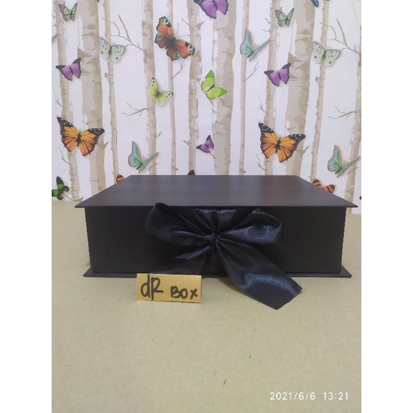 

Kotak Kado | Box Exclusive | Box Parcel | Box Hantaran | Giftbox Costume | Box seserahan