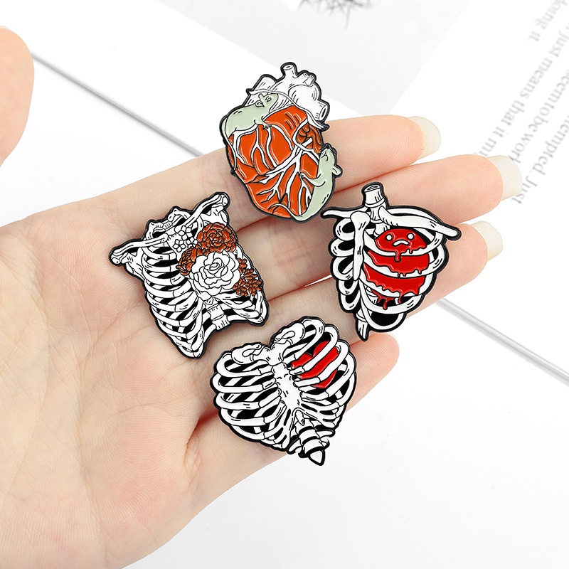 Bros Pin Enamel Bentuk Hati Tengkorak 5 Gaya Punk Untuk Hadiah