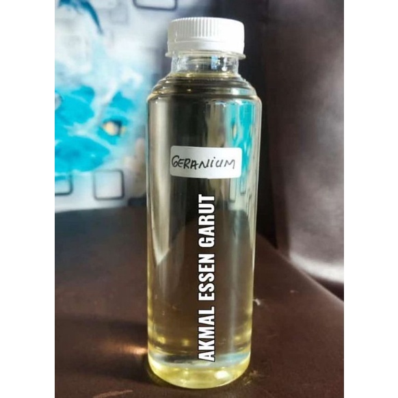 Biang Essen Murni Granium 250 ML