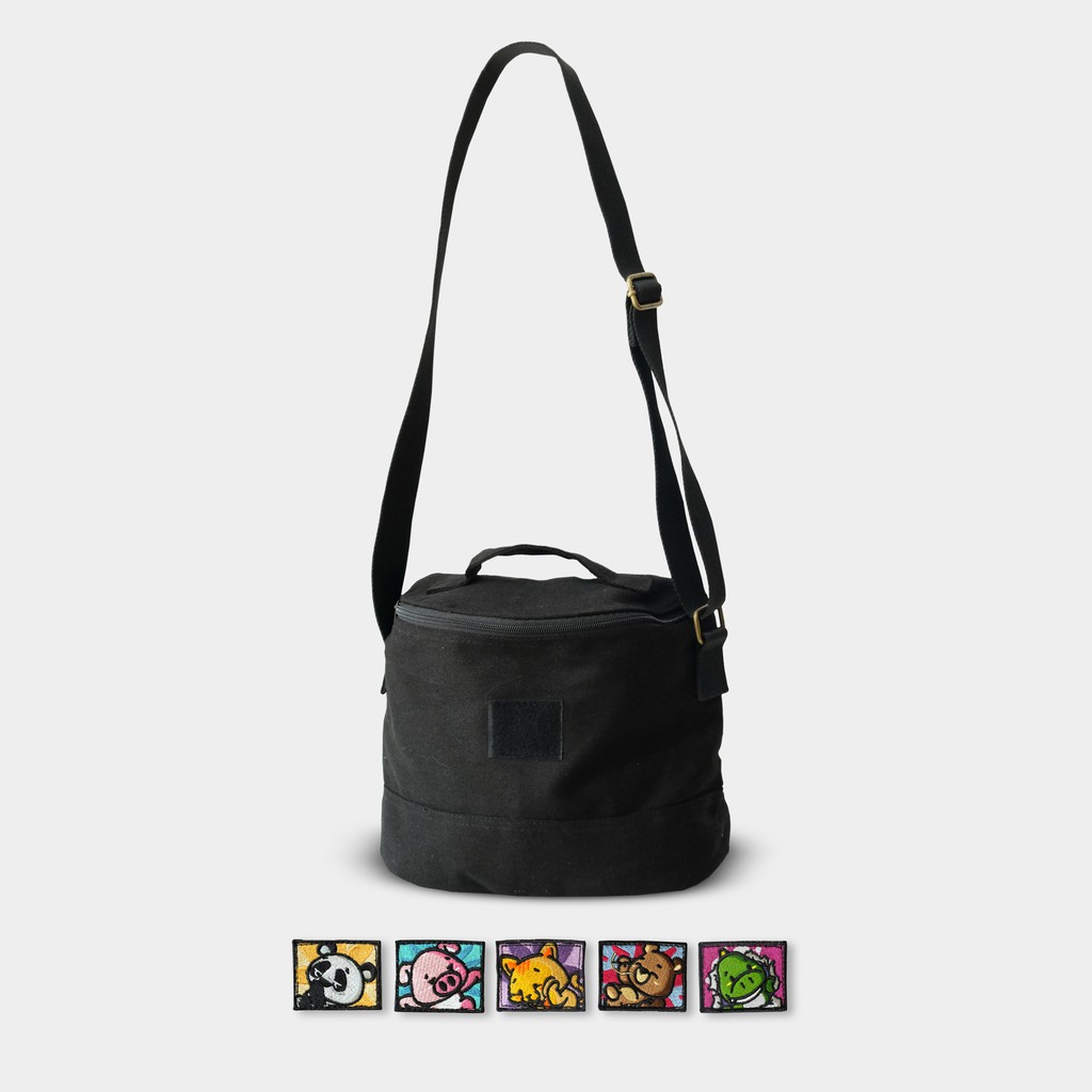 

CRSL Black Explore Slingbag