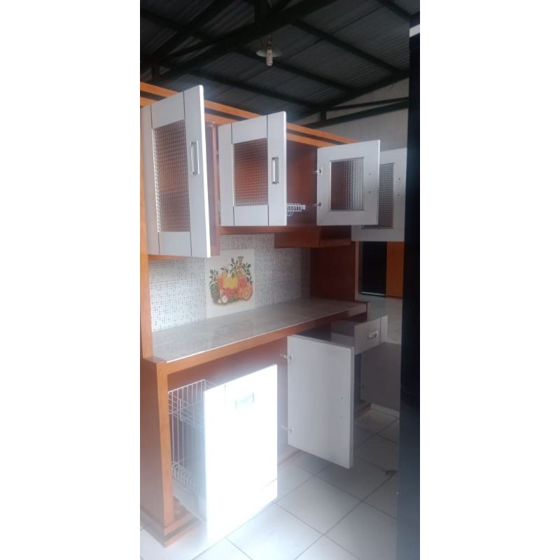 Rak piring 4 pintu, bahan Multiplek lapis decosit