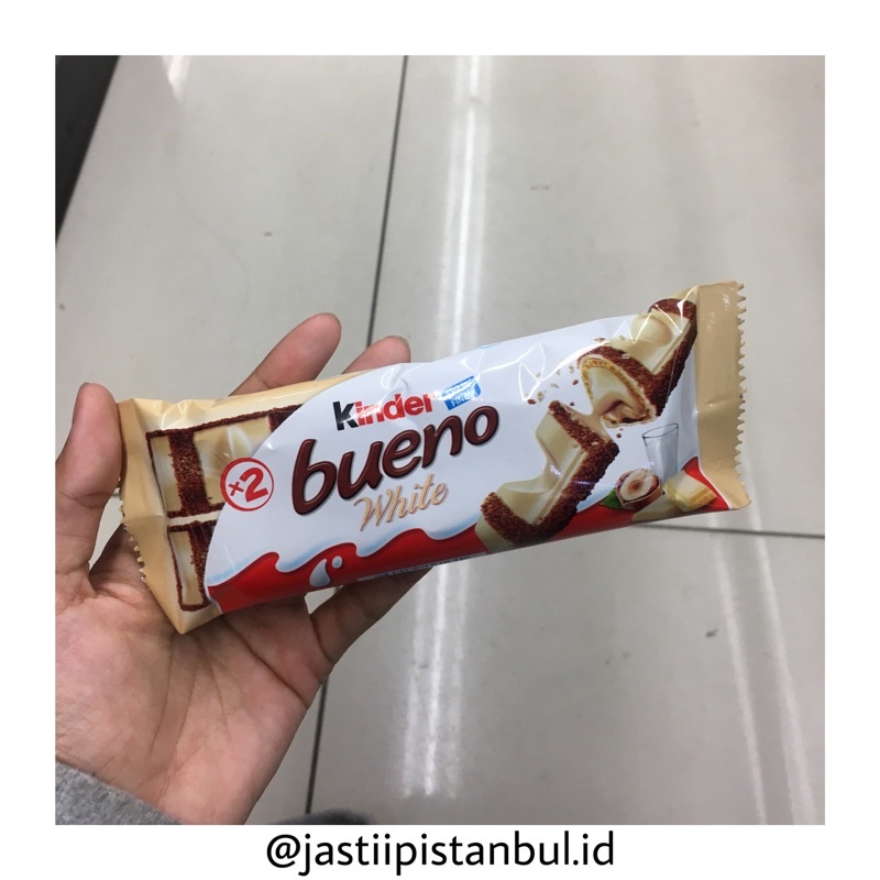 

Kinder Bueno White