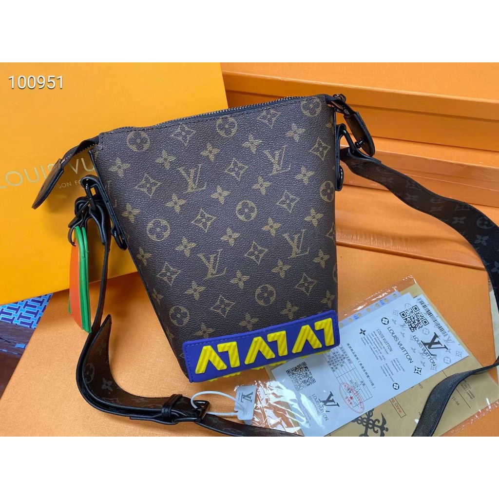 L¤uis Vuitton Cruiser Messenger 326 (Free BubbleWrap+Ada No Seri)