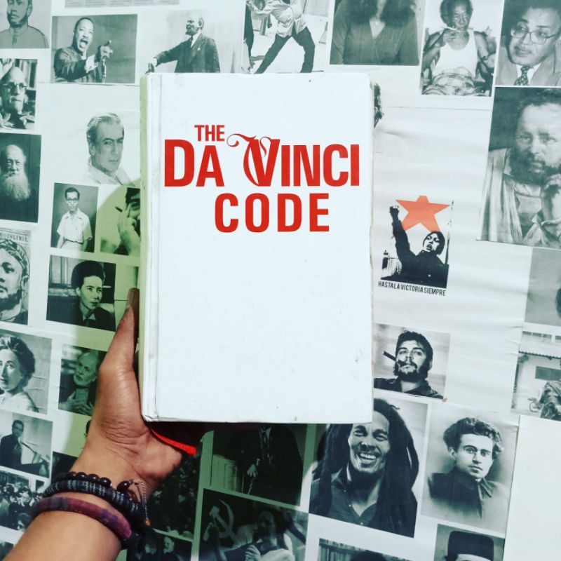 The Da Vinci Code by Dan Brown - Bentang Pustaka-1