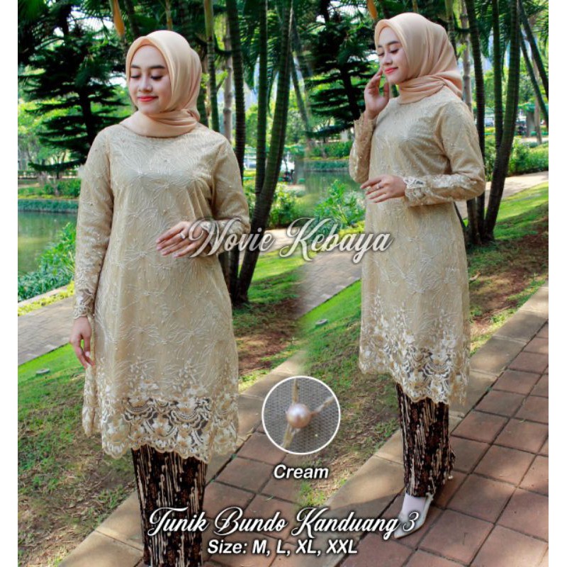 KEBAYA WISUDA