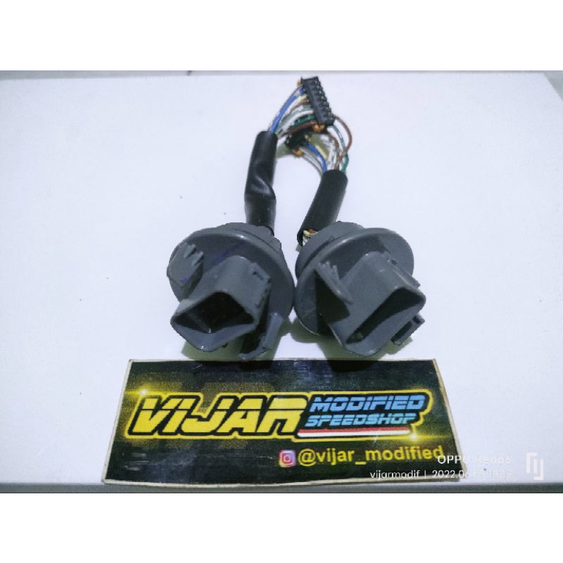Soket headlamp new cb150r original/soket lampu depan new cb150r original/soket lampu depan Honda new