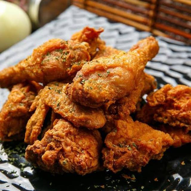  Ayam Goreng Kuning  Lengkuas Frozen 1 2Kg Shopee Indonesia