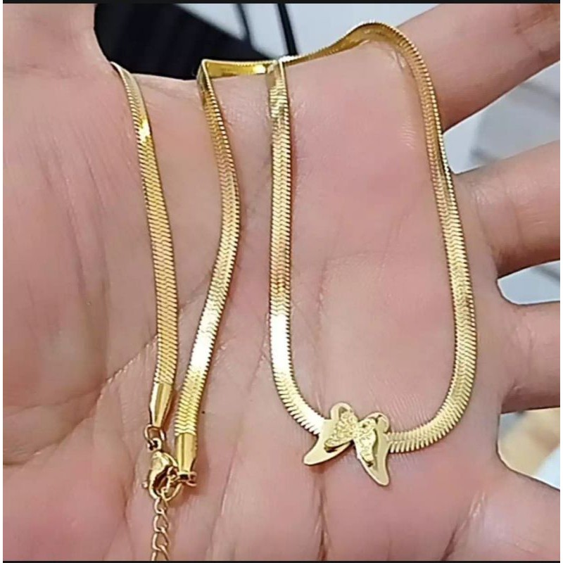 kalung gepeng kupu2 titanium anti karat gold