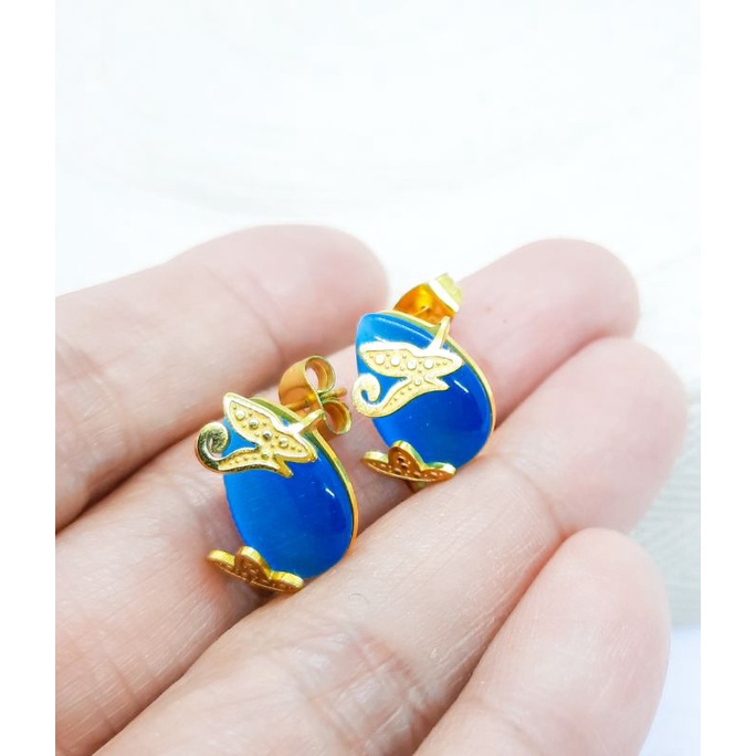 anting tusuk titanium import anti karat batu biru