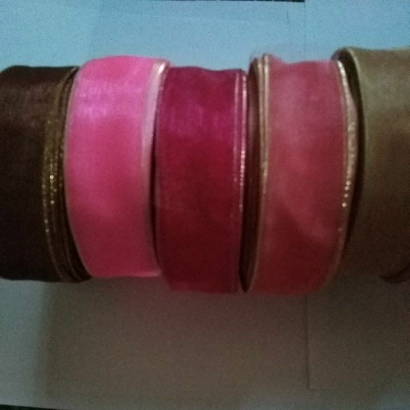 Pita Organdi List Emas 1/4 inch / 0,6 cm per roll