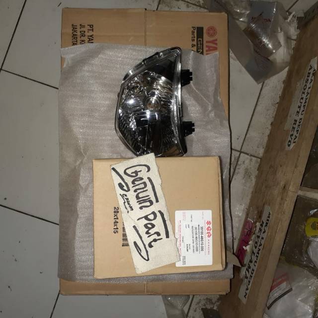 Lampu Depan Reflektor Depan Mika Kaca Spin 125 Orginal Sgp Suzuki