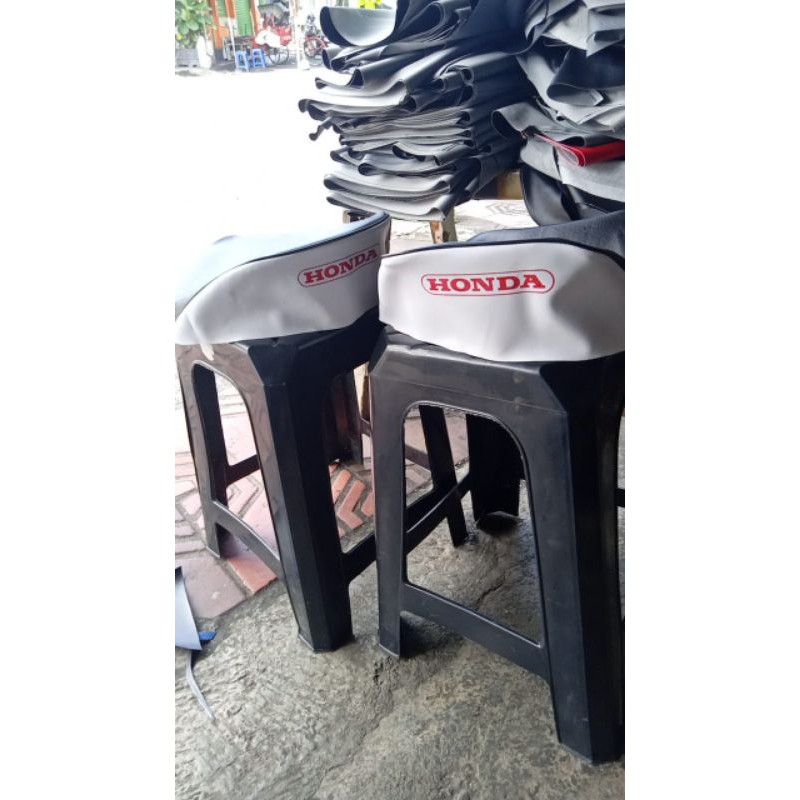 Kulit Cover Jok Pisah Depan Belakang Hitam Putih Honda Pispot 70 Honda C70 Ulung Honda C700 dll