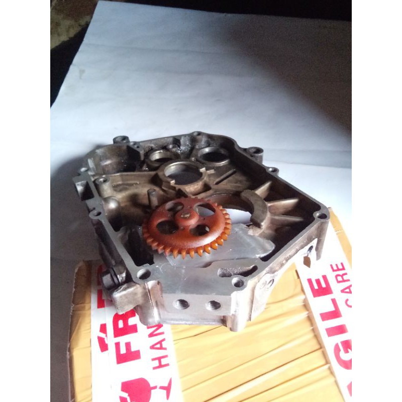 Krengkes bak kalter kanan pompa oli kanan jalur kuler satria pnp honda WIN astrea grand c series