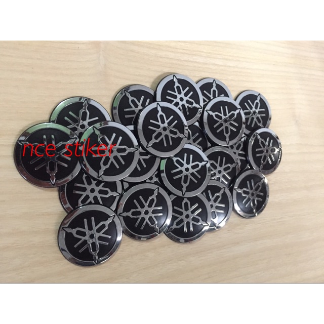 EMBLEM CHROME GARPUTALA TANKI RX KING SCORPIO VIXION DAN BHISON