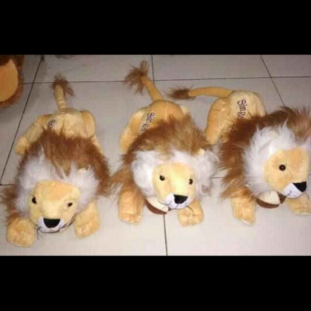 Boneka singa