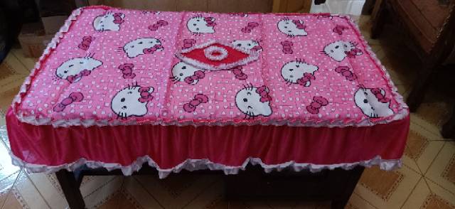 Taplak meja tamu saten karakter doraemon hello kitty