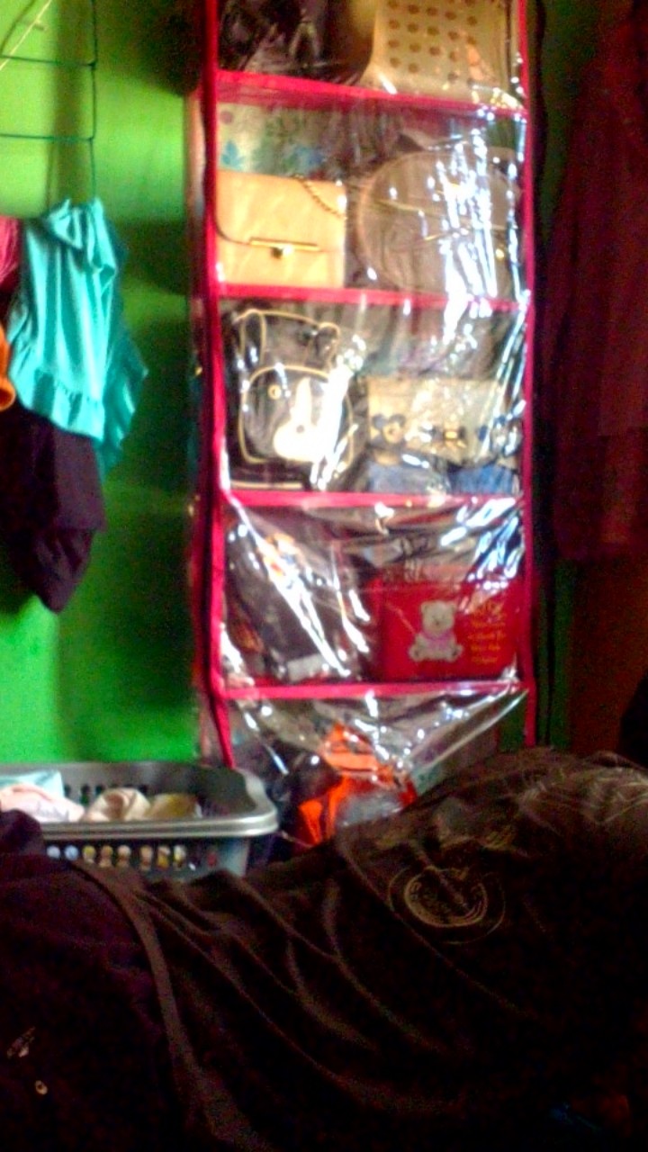 Tempat Tas Bunga Panjang