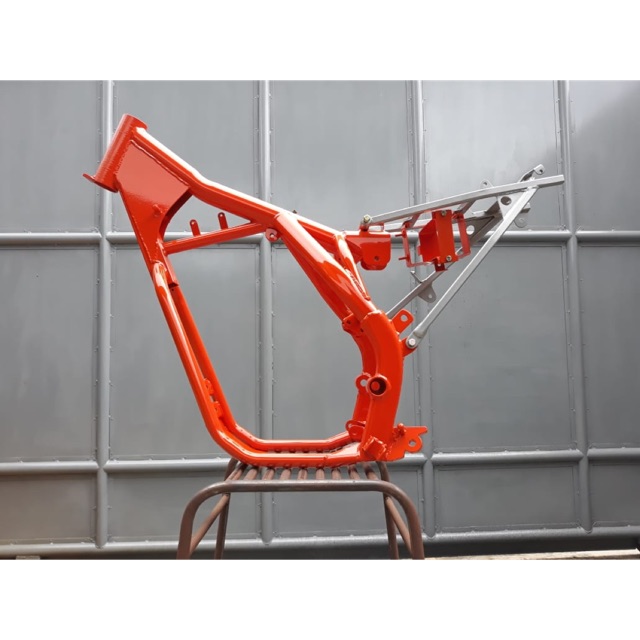 Rangka+swing arm  trail modif model ktm250 sixday