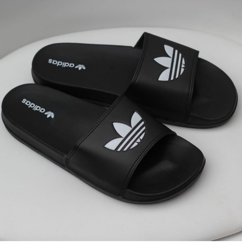 adidas classic flip flops